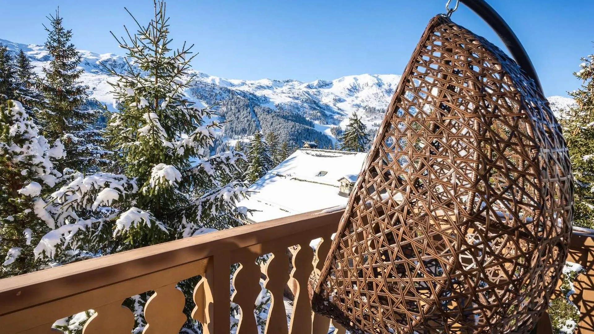 Superbe Appartement Skis Aux Pieds Avec Cheminee Et Parking A Meribel - Fr-1-180-629 Les Allues